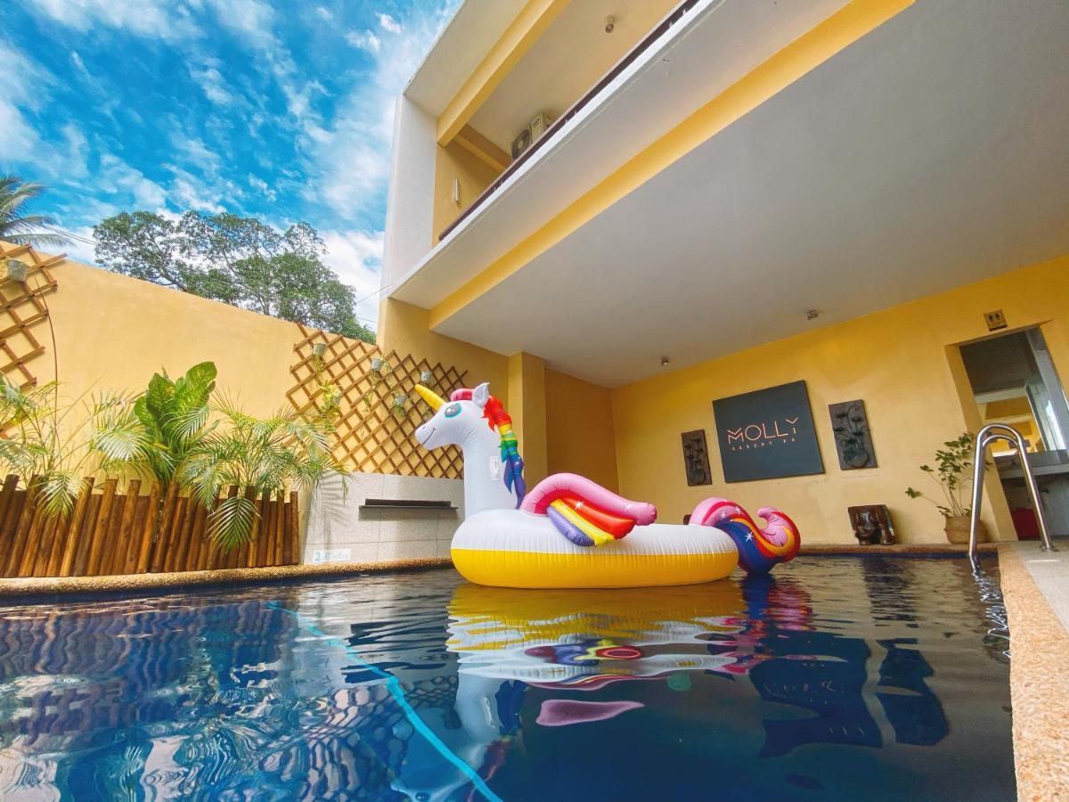 Molly Resorts Puerto Galera Eksteriør billede