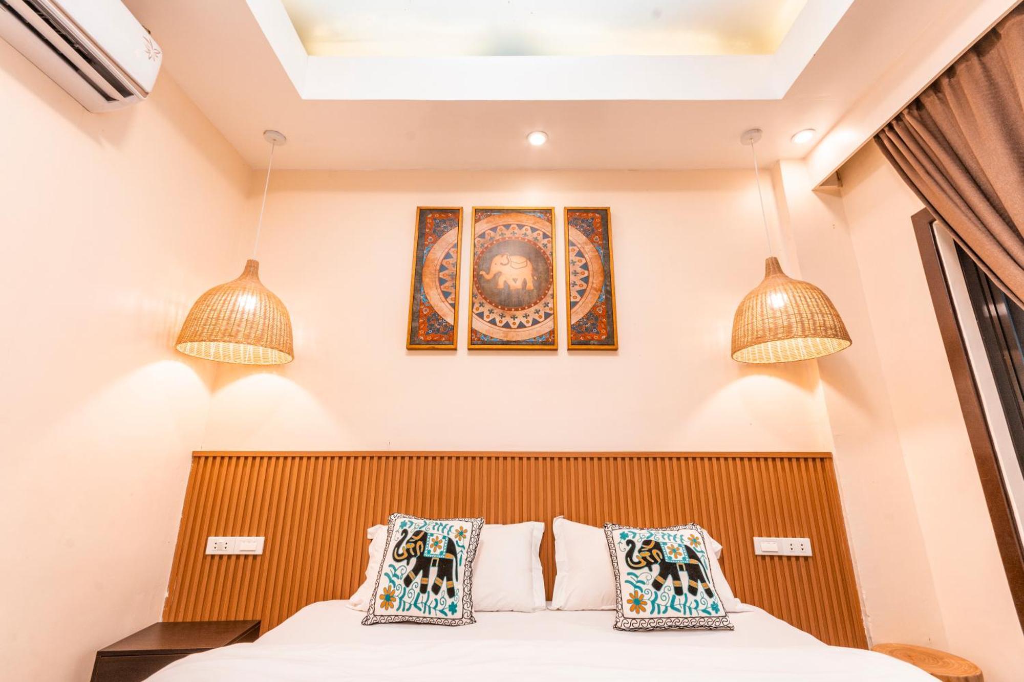 Molly Resorts Puerto Galera Eksteriør billede